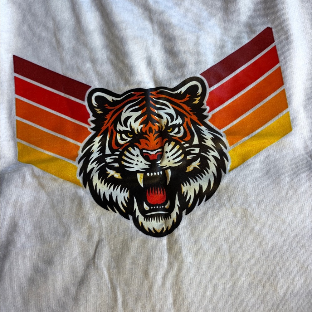 White Tiger Graphic Crop Tee Short Sleeve Cotton - Picture 3 of 8